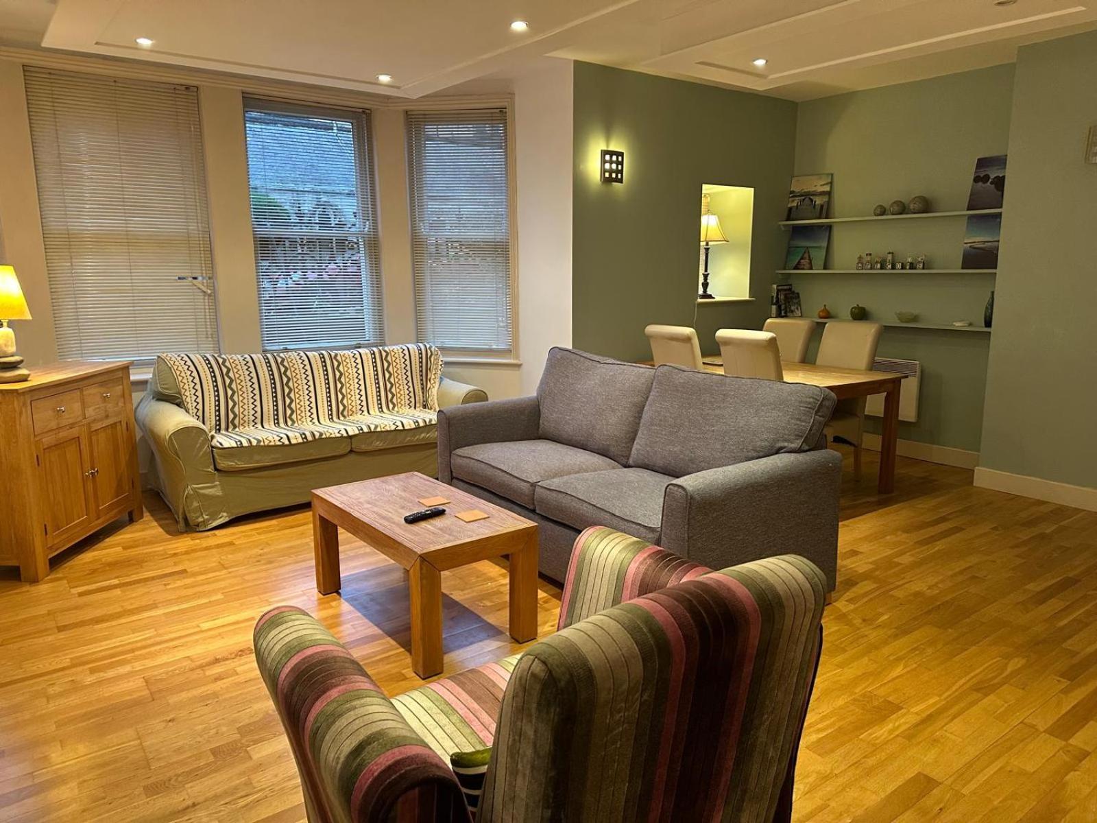 Easby Hall 24 สการ์โบโรห์ ภายนอก รูปภาพ